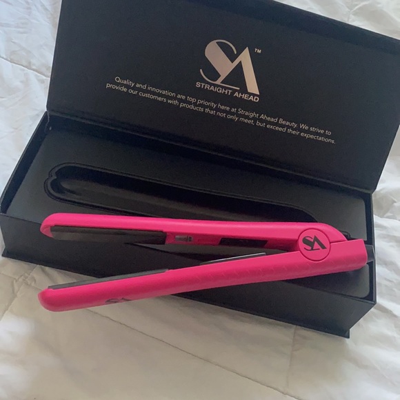 Ceramic Pink Hair Straighter - Picture 3 of 5